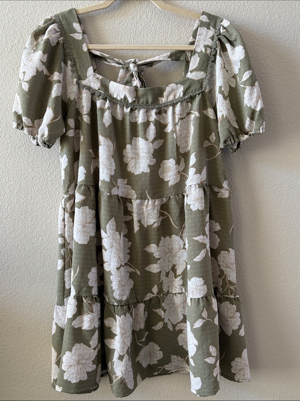 Blu Pepper Olive Green Puff-Sleeve Floral Dress